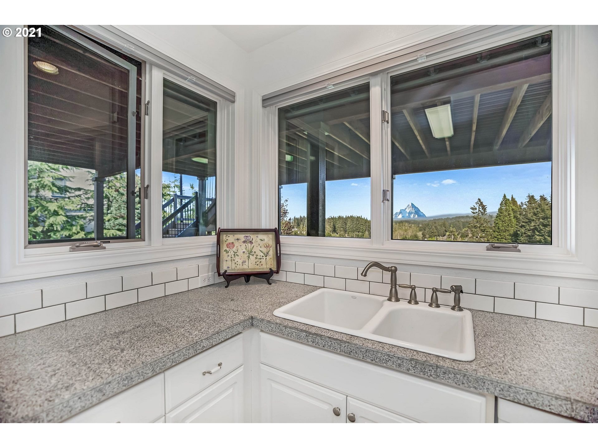 18270 South Grasle Road Oregon City, OR 97045 - Photo 22 of 32 Gallery Image 22