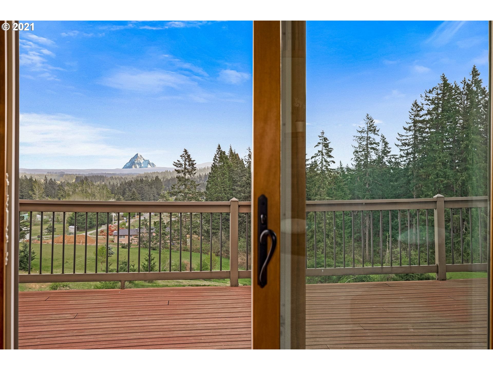 18270 South Grasle Road Oregon City, OR 97045 - Photo 9 of 32 Gallery Image 9