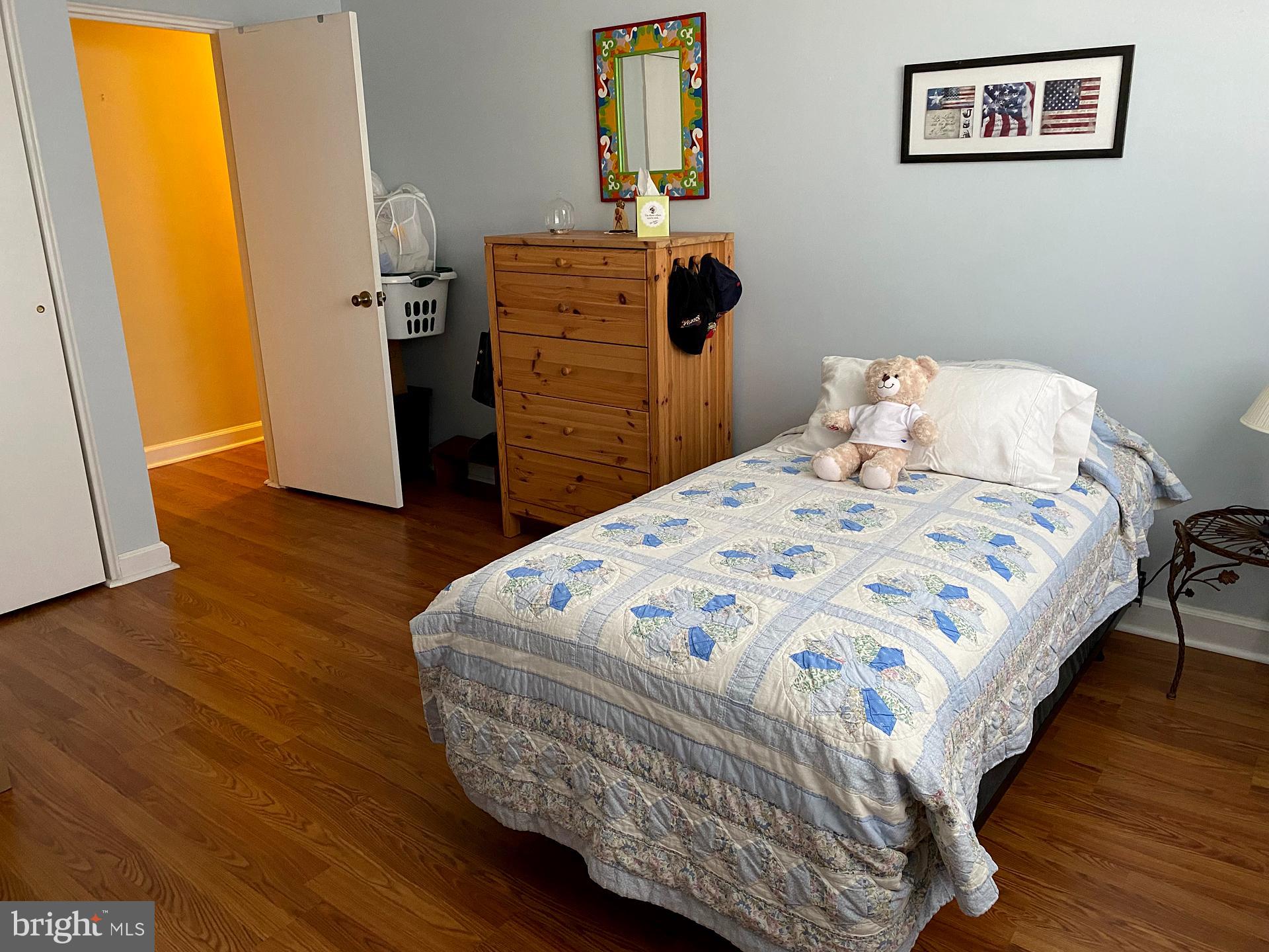104 North Roberts Road, Unit H Bryn Mawr, PA 19010 - Photo 11 of 16 Bedroom 2