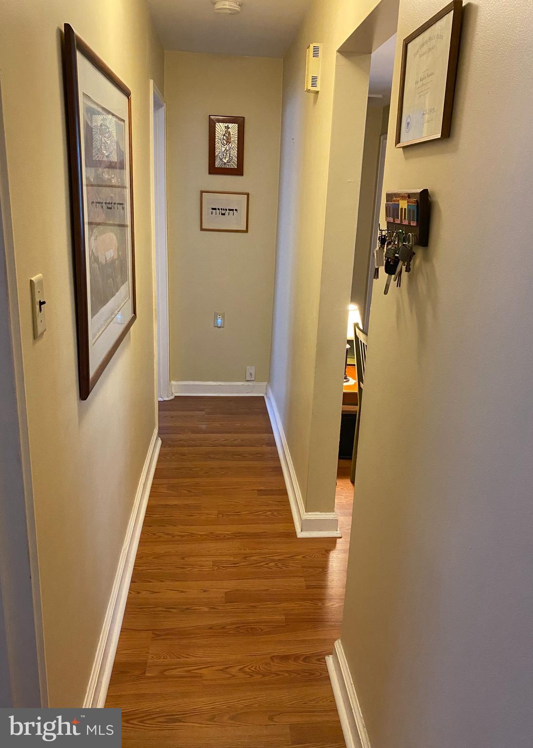 104 North Roberts Road, Unit H Bryn Mawr, PA 19010 - Photo 13 of 16 Hallway