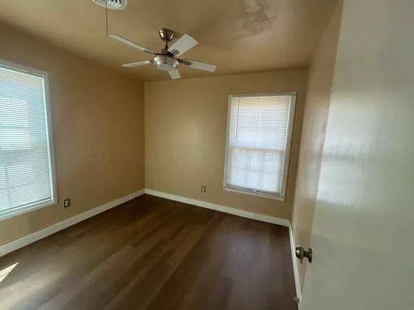 $127,000 | 907 Harrington Street, Borger, TX 79007