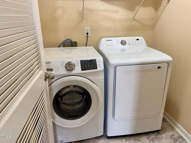 $2,200 | 804 Roni Court, Cary, NC 27519