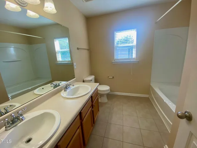 $2,200 | 804 Roni Court, Cary, NC 27519