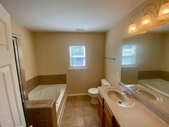 $2,200 | 804 Roni Court, Cary, NC 27519