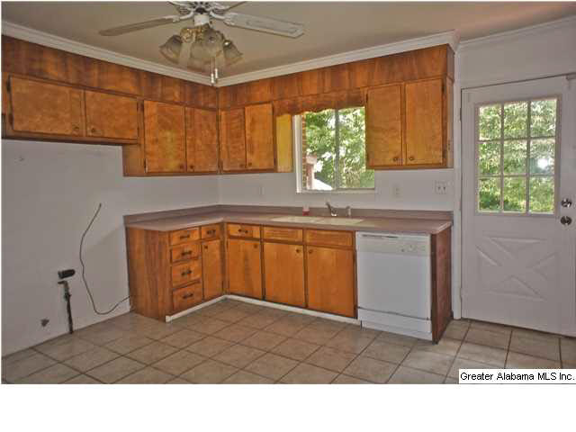 5161 Northumberland Road Birmingham, AL 35210 - Photo 4 of 32