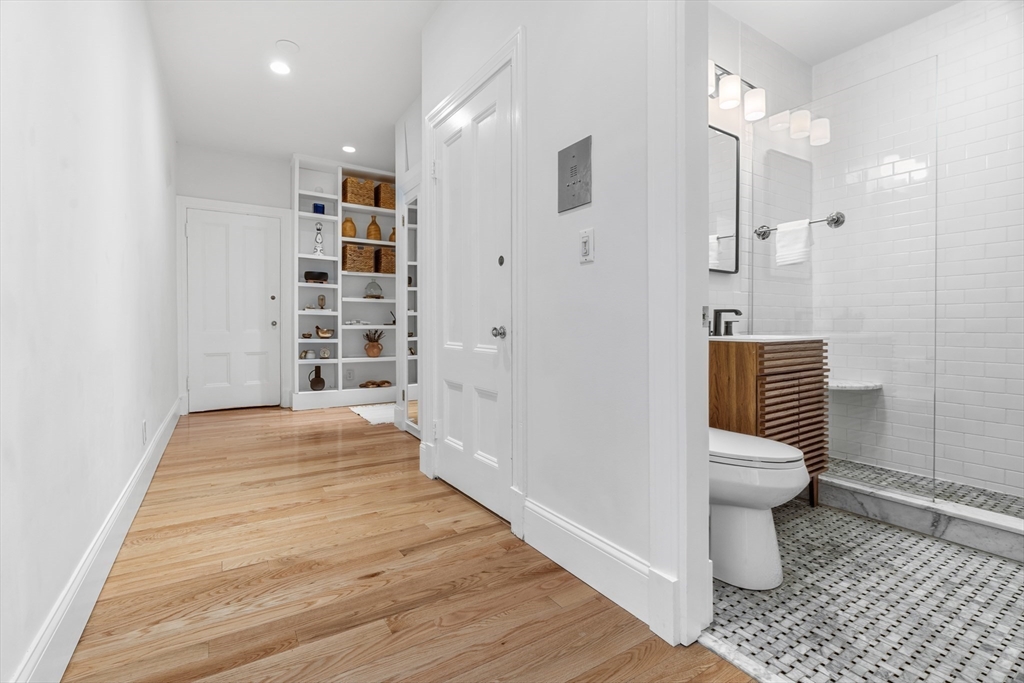 286 Beacon Street, Unit 1 Boston, MA 02116 - Photo 14 of 30