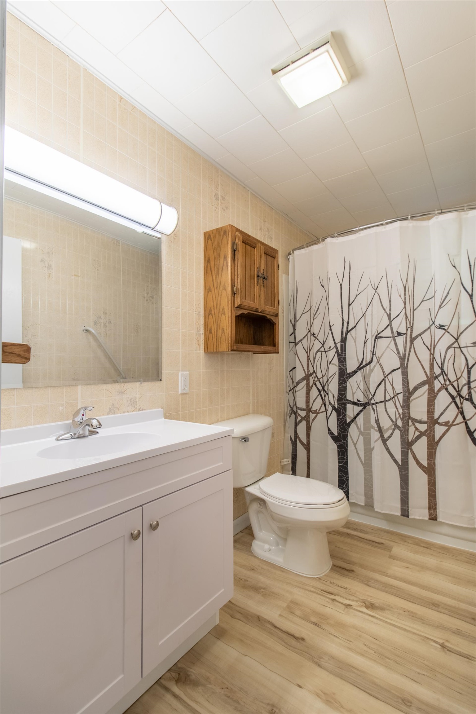 573 Sias Avenue Newport, VT 05855 - Photo 23 of 60