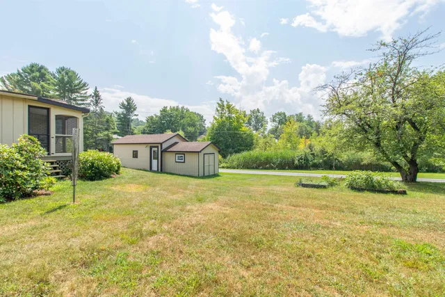 $269,500 | 573 Sias Avenue, Newport, VT 05855