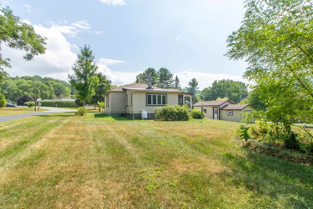 $269,500 | 573 Sias Avenue, Newport, VT 05855