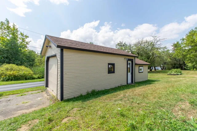 $269,500 | 573 Sias Avenue, Newport, VT 05855