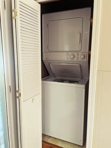 $269,500 | 573 Sias Avenue, Newport, VT 05855