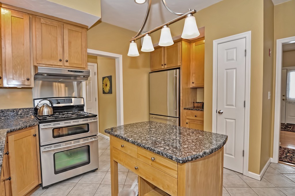 15 Cadman Road Mendon, MA 01756 - Photo 14 of 30 Gallery Image 14