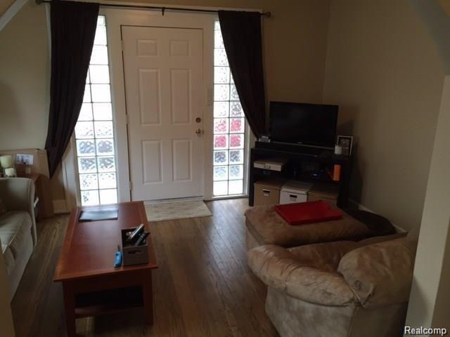 526 East Eleven Mile Road Royal Oak, MI 48067 - Photo 6 of 11