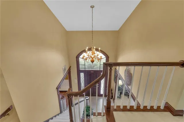 a view of entryway with a front door