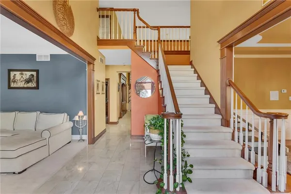 a view of entryway and hall
