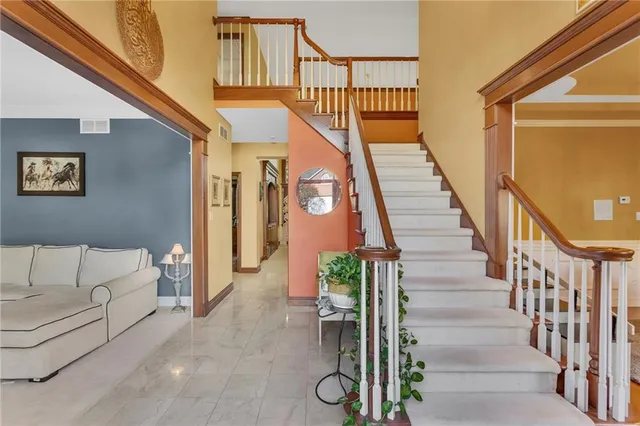 a view of entryway and hall