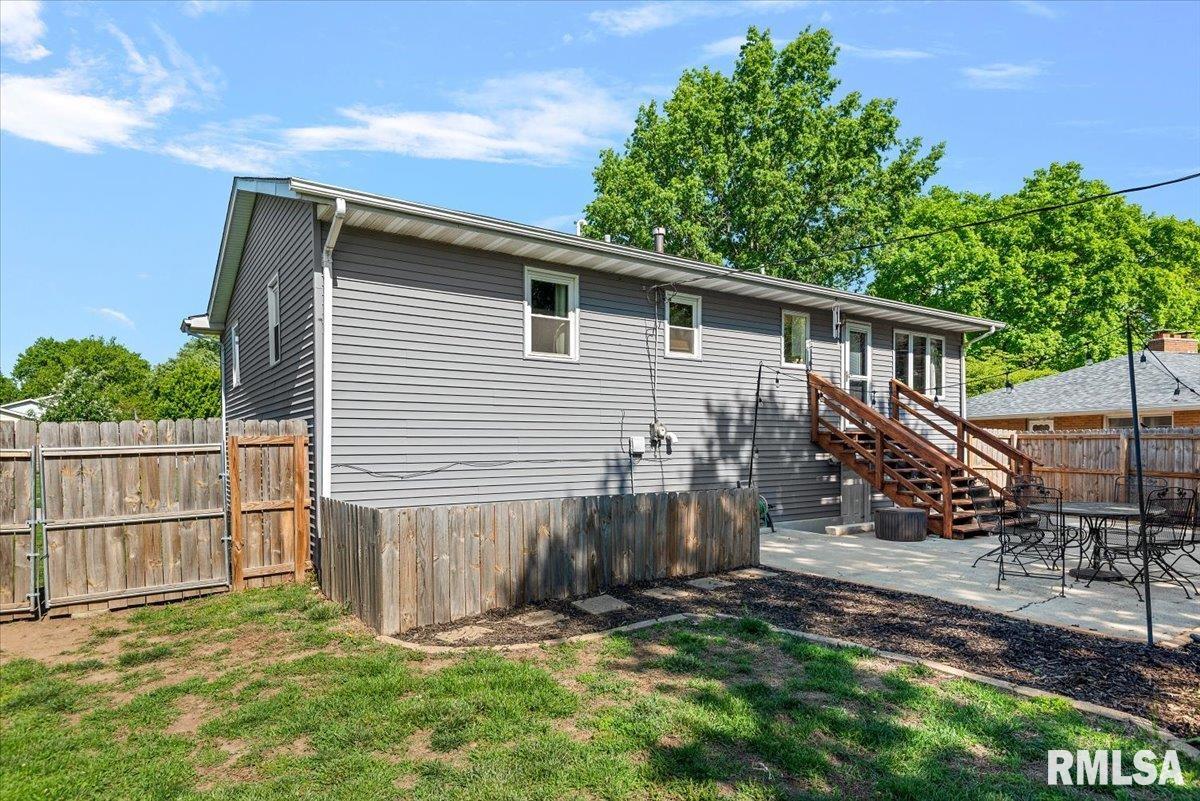 2308 Tamaroa Trail Springfield, IL 62702 - Photo 36 of 41