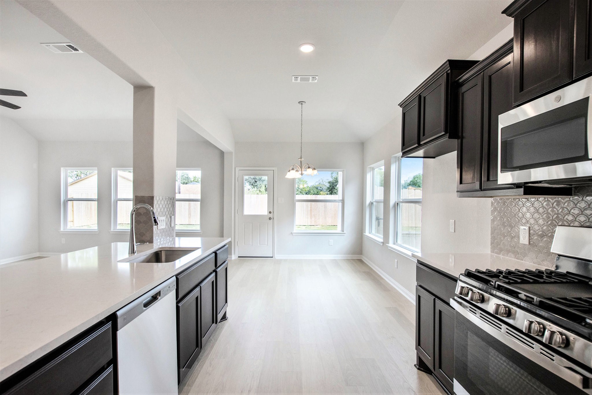 4309 Ellison Street Bay City, TX 77414 - Photo 16 of 35