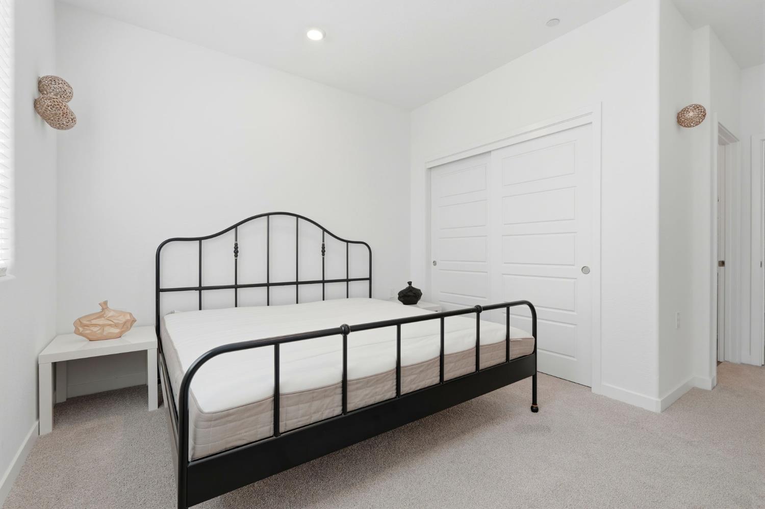 4225 Hampton Way Clovis, CA 93619 - Photo 35 of 64