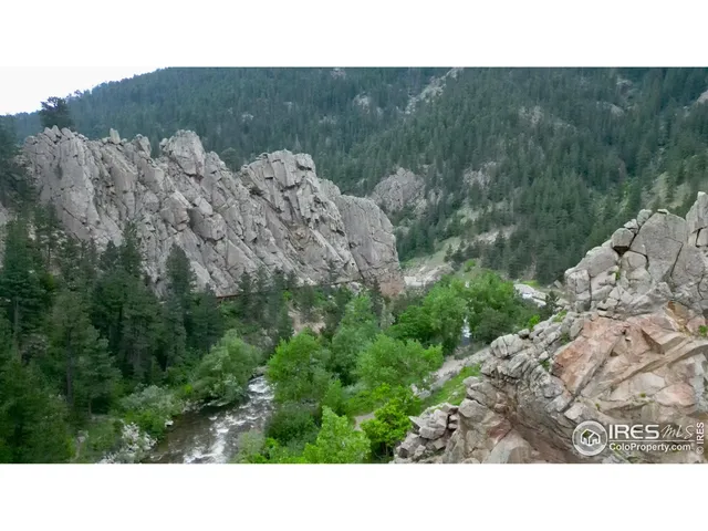 a black and white photo of a house