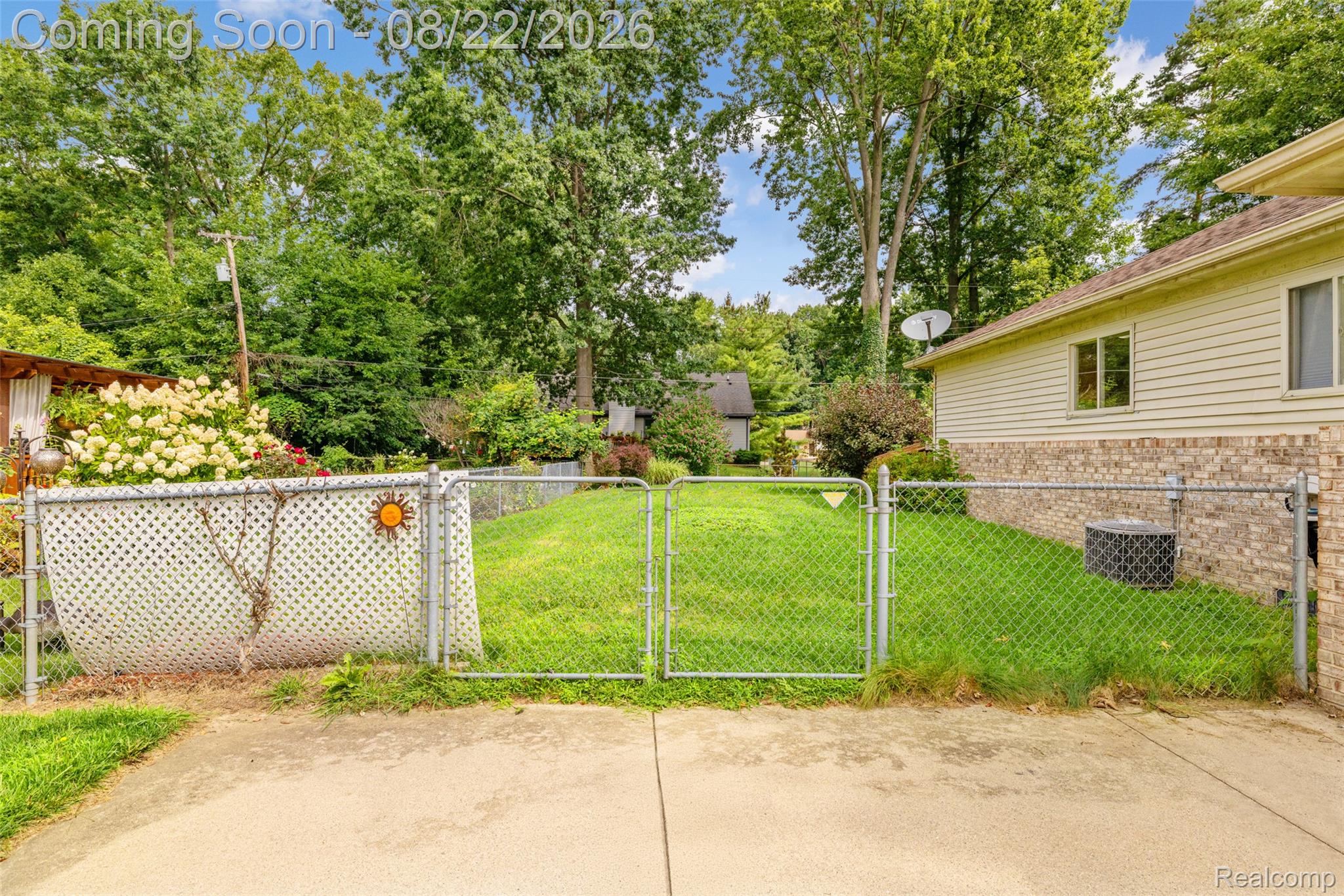 11067 Ranch Home Court Utica, MI 48317 - Photo 22 of 38 11067 Ranch Home Ct-25.jpg