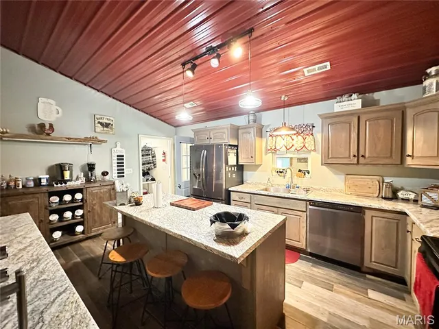 $359,900 | 3010 County Road 2330, Salem, MO 65560