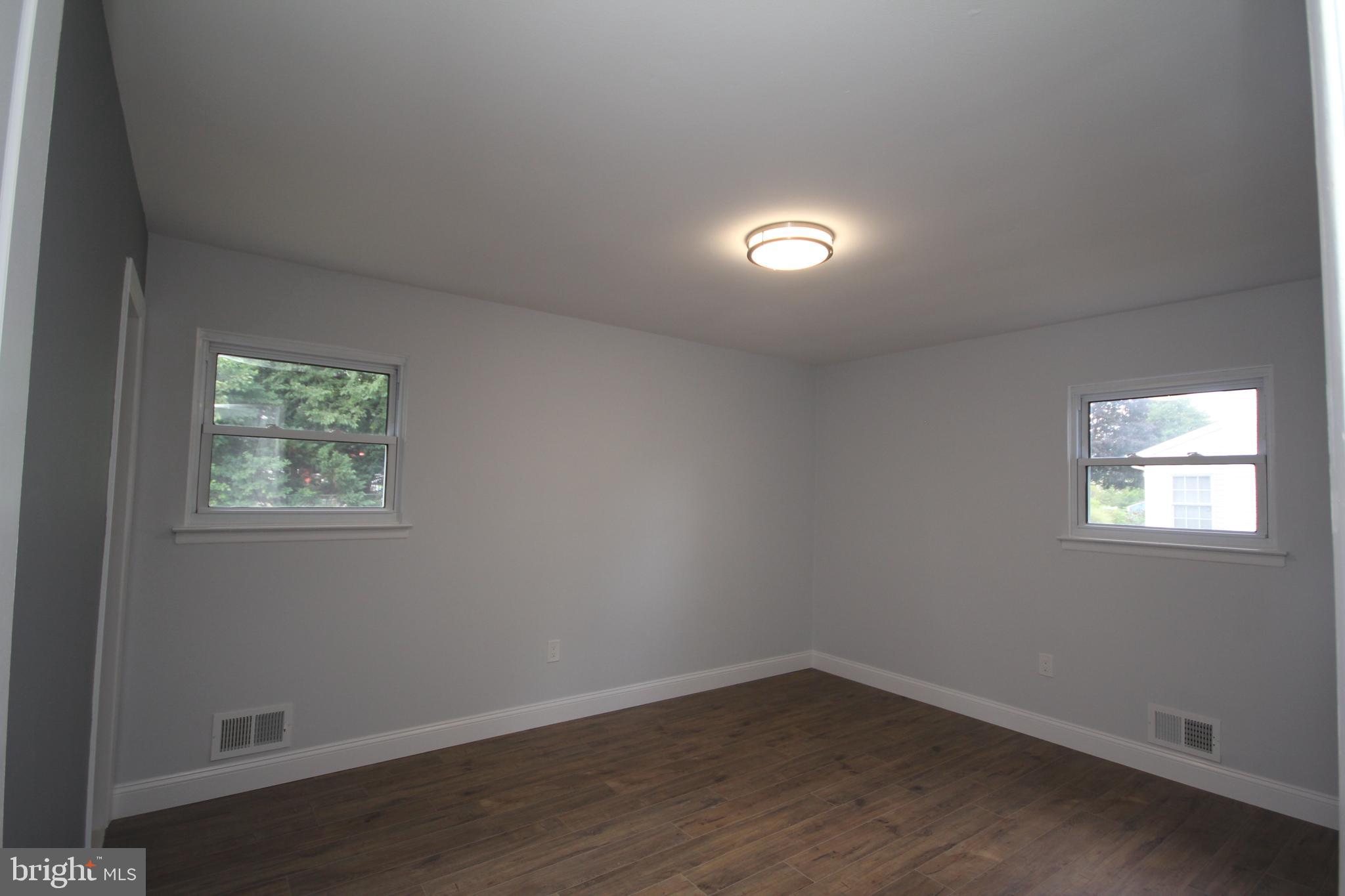 7 Compton Way Hamilton, NJ 08690 - Photo 15 of 16