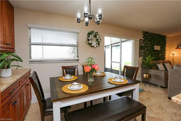 $4,550 | 698 107th Avenue North, Naples, FL 34108