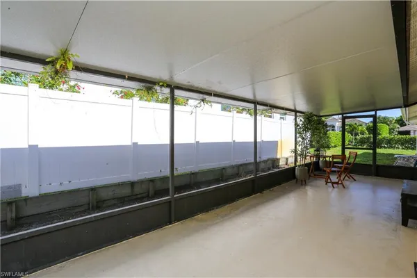 $4,550 | 698 107th Avenue North, Naples, FL 34108