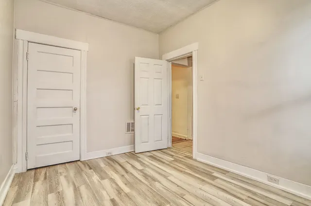 $2,000 | 112 Randolph Avenue, Unit 1, Jersey City, NJ 07305