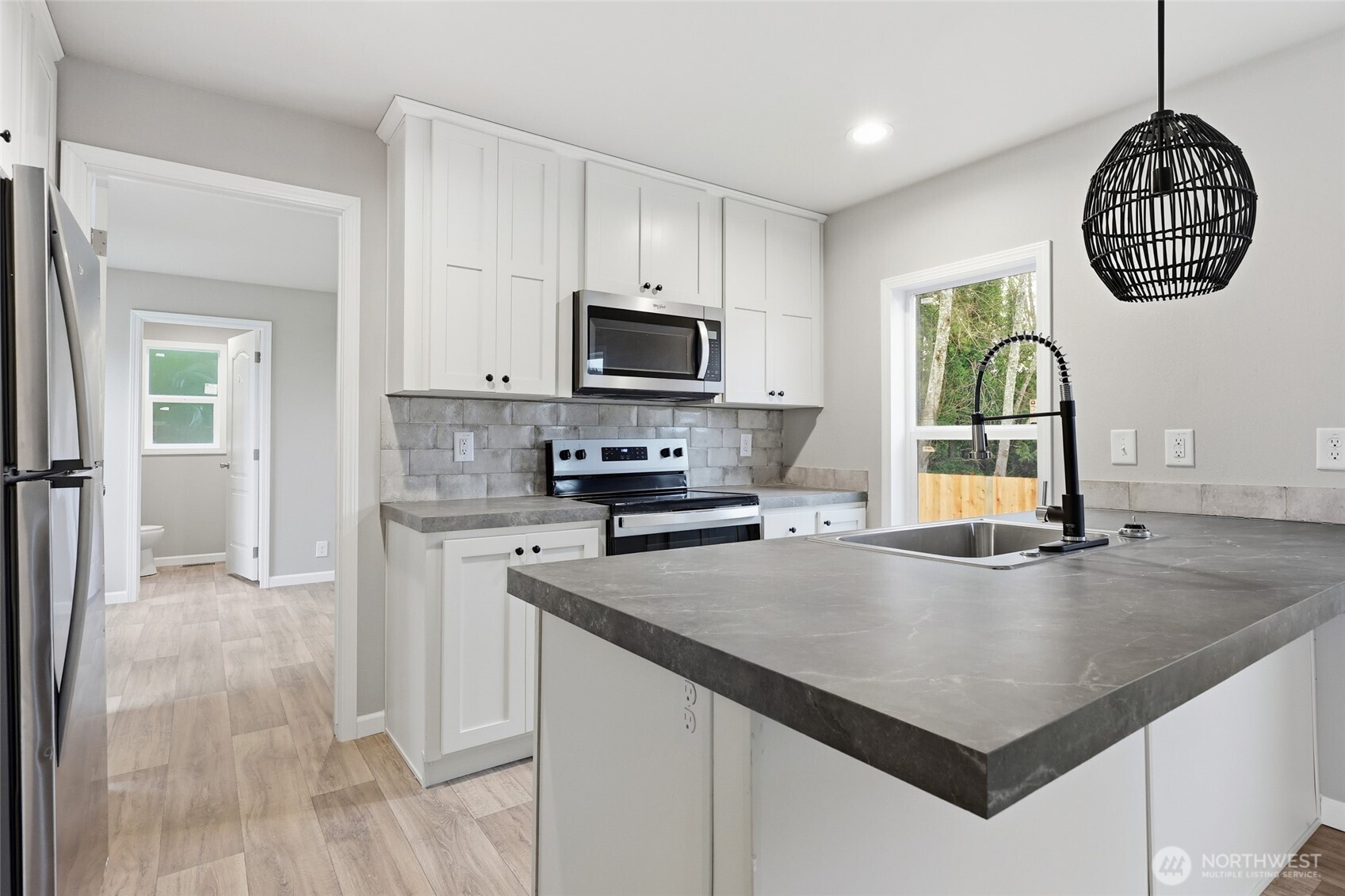 36 Porter Creek Road Elma, WA 98541 - Photo 9 of 22