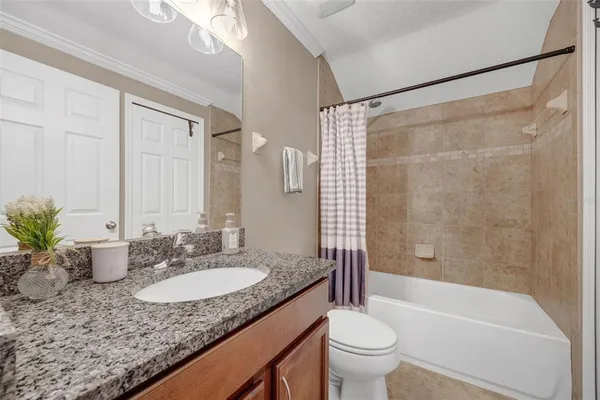 $569,000 | 5323 Crosscourt View Drive, Lithia, FL 33547