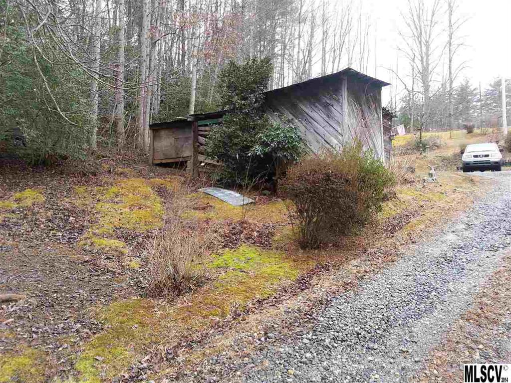4713 Overland Road Lenoir, NC 28645 - Photo 3 of 9 Gallery Image 3