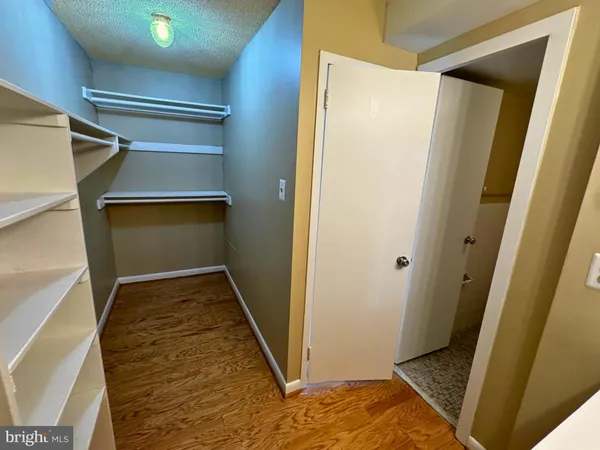 $1,500 | 2500 North Van Dorn Street, Unit 316, Alexandria, VA 22302