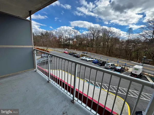 $1,500 | 2500 North Van Dorn Street, Unit 316, Alexandria, VA 22302