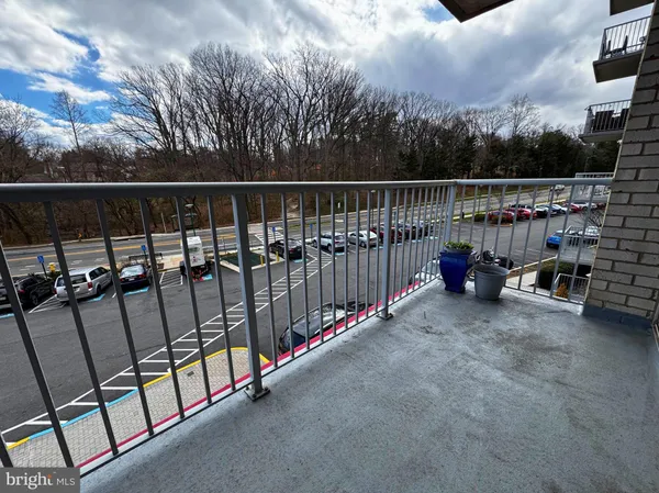 $1,500 | 2500 North Van Dorn Street, Unit 316, Alexandria, VA 22302