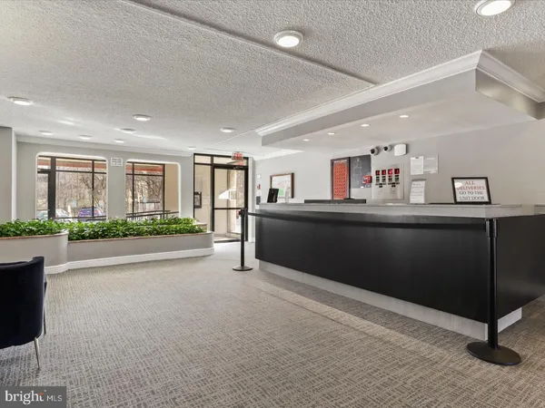 $1,500 | 2500 North Van Dorn Street, Unit 316, Alexandria, VA 22302