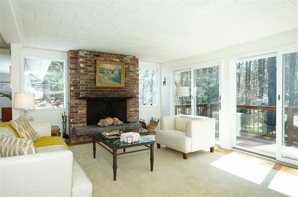 40 Marthas Point Road Concord, MA 01742 - Photo 5 of 30 Gallery Image 5