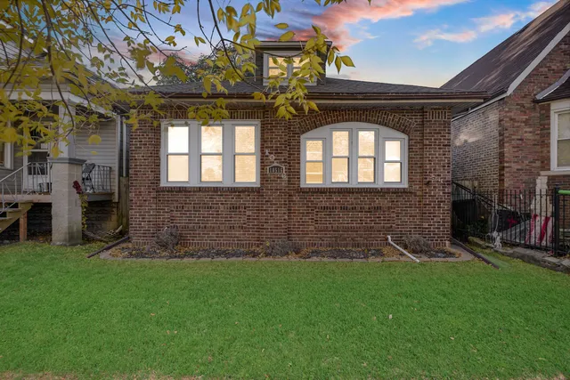 $3,500 | 10516 South Eggleston Avenue, Chicago, IL 60628