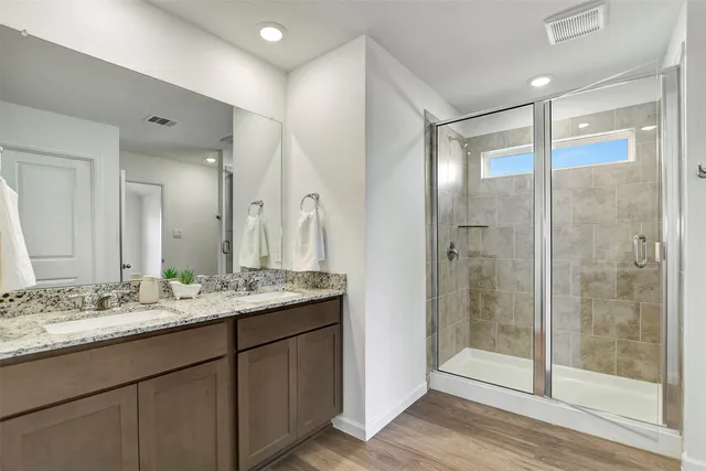 $2,400 | 1718 San Jacinto Drive, Brenham, TX 77833