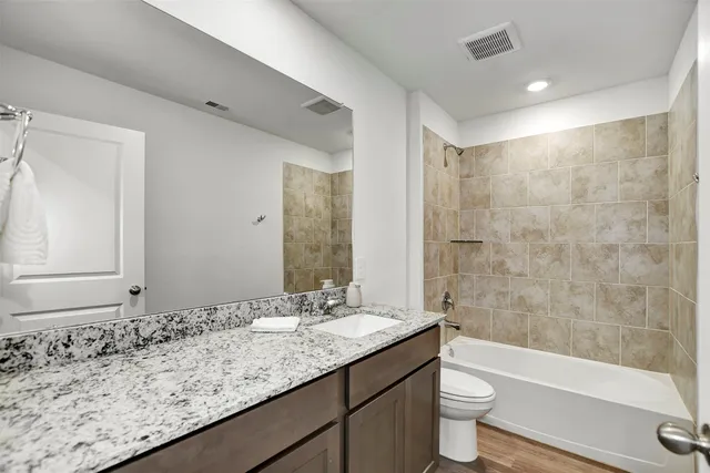 $2,400 | 1718 San Jacinto Drive, Brenham, TX 77833