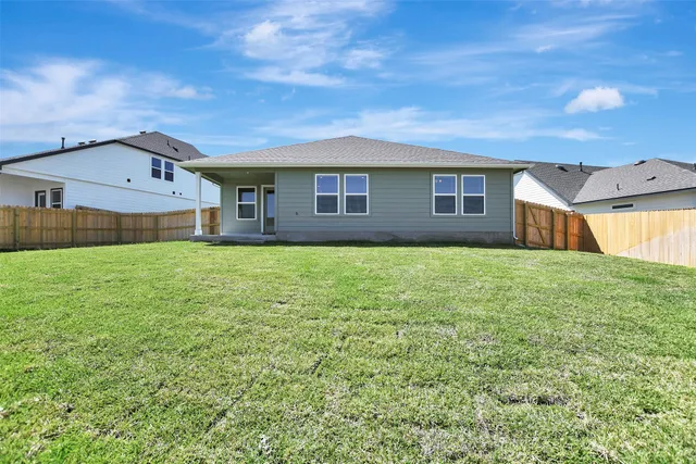 $2,450 | 1718 San Jacinto Drive, Brenham, TX 77833