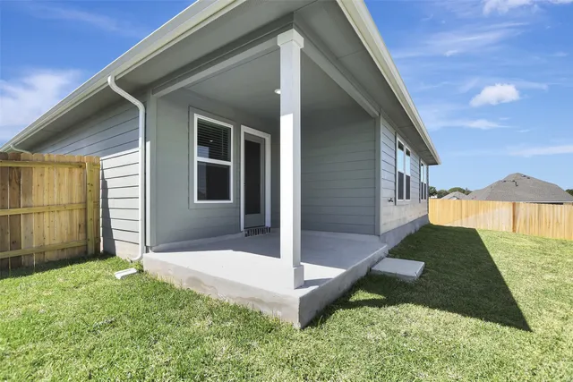 $2,400 | 1718 San Jacinto Drive, Brenham, TX 77833