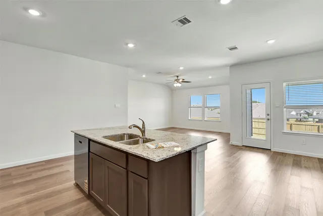 $2,450 | 1718 San Jacinto Drive, Brenham, TX 77833