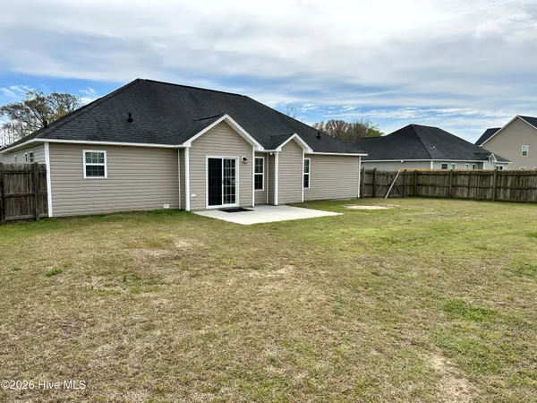 $1,900 | 144 Prelude Drive, Richlands, NC 28574