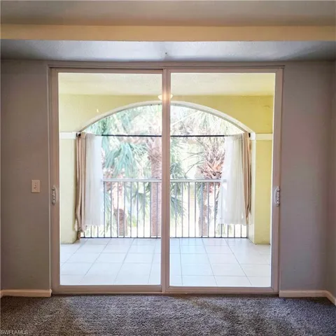 $1,475 | 4121 Residence Drive, Unit 323, Fort Myers, FL 33901