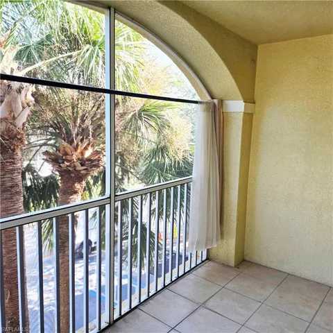 $1,475 | 4121 Residence Drive, Unit 323, Fort Myers, FL 33901