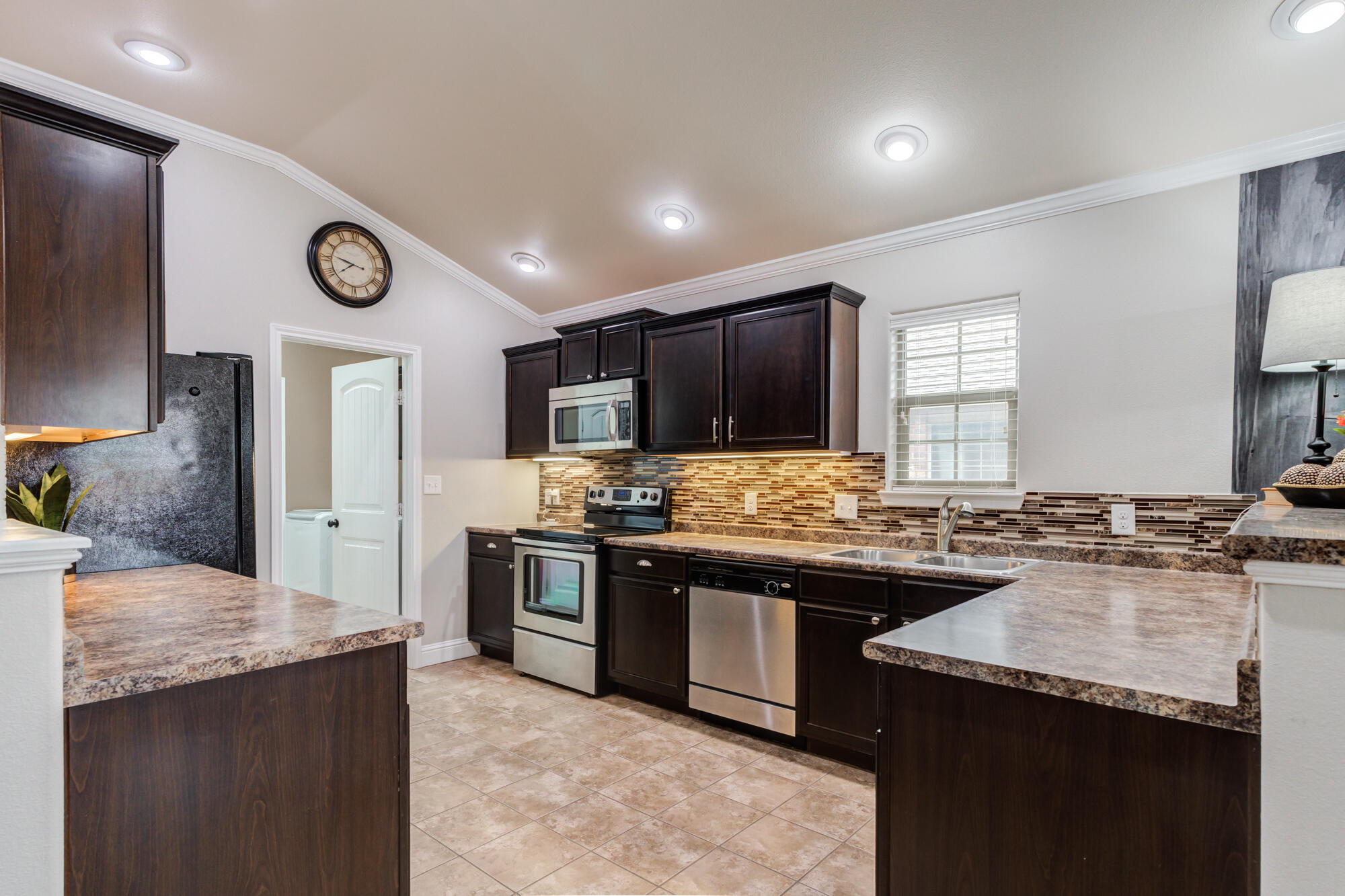 5727 109th Street Lubbock, TX 79424 - Photo 16 of 45 DSC06364_5_6_7_8
