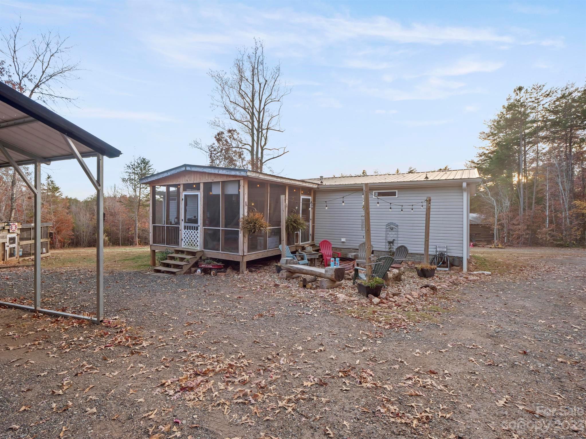 139 Phils Circle Rutherfordton, NC 28139 - Photo 7 of 37