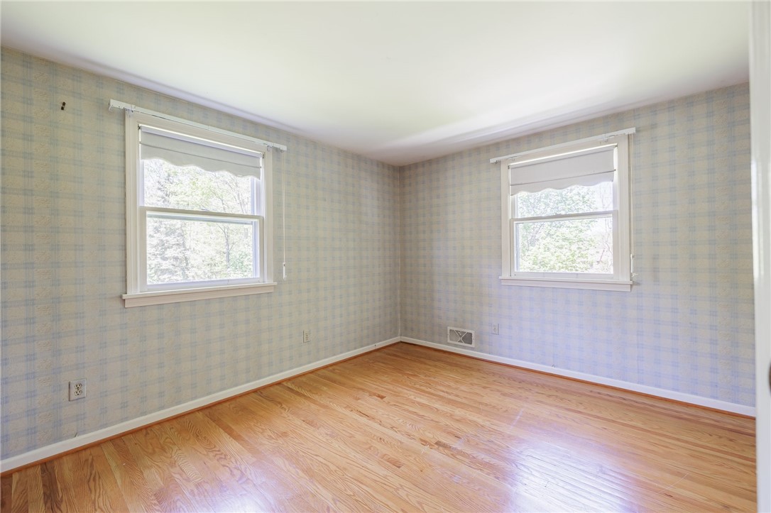 70 Clarkes Crossing Perinton, NY 14450 - Photo 18 of 29